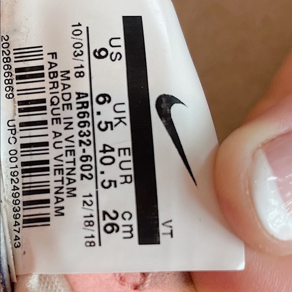 Air Vapormax 2019 Sneakers - Picture 4 of 5